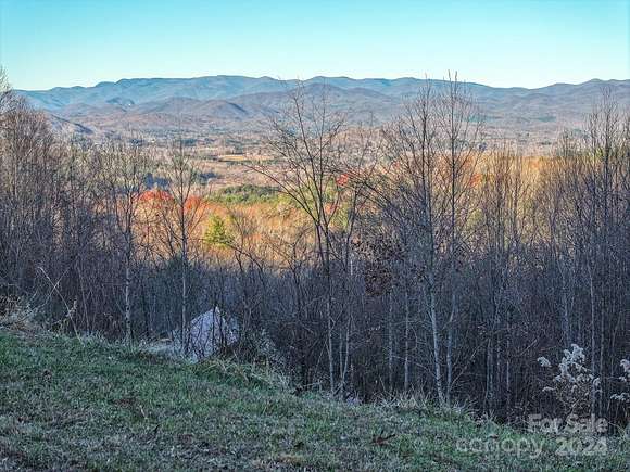 1.25 Acres of Residential Land for Sale in Hendersonville, North Carolina