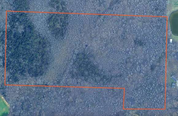 26 Acres of Recreational Land for Sale in Macon, Tennessee