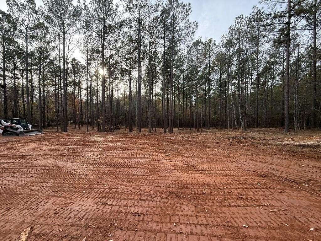 14.01 Acres of Land for Sale in Elberton, Georgia