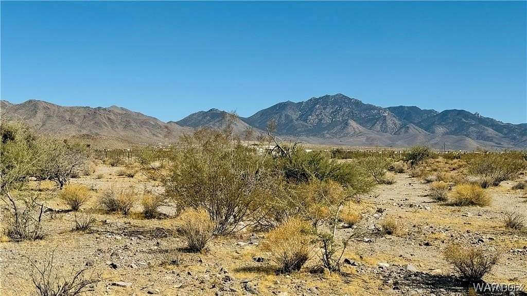 1.02 Acres of Residential Land for Sale in Dolan Springs, Arizona