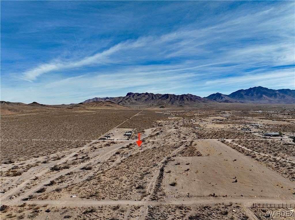 1.02 Acres of Residential Land for Sale in Dolan Springs, Arizona