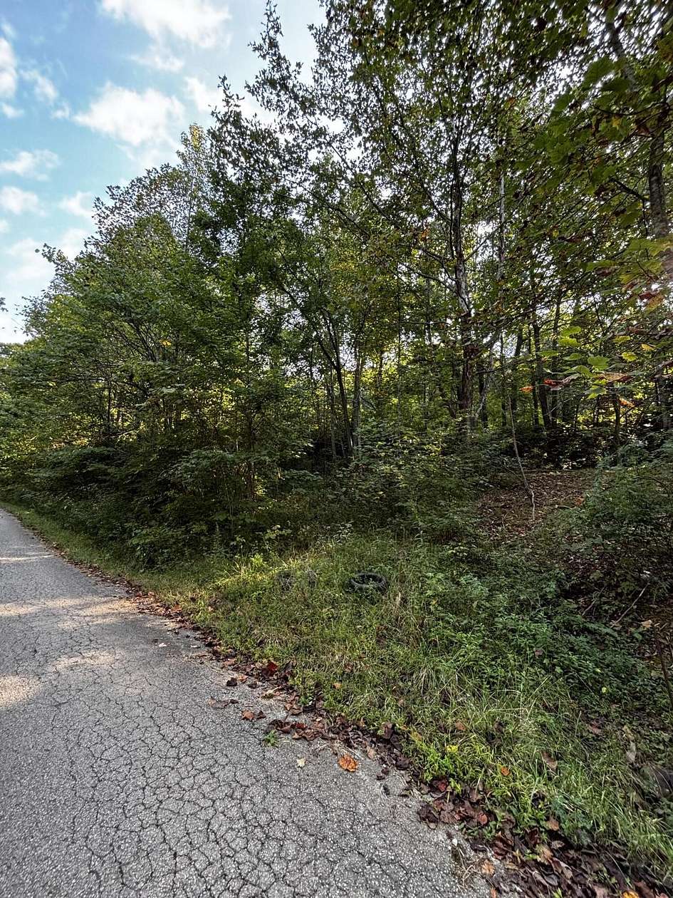 0.54 Acres of Land for Sale in Irvine, Kentucky