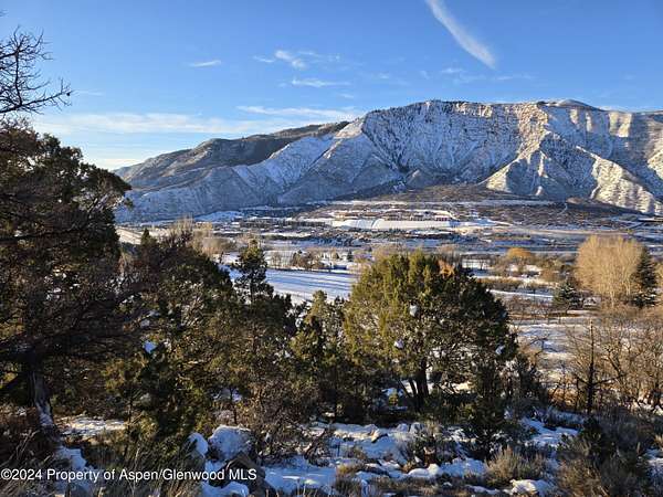 1 Acre of Residential Land for Sale in Glenwood Springs, Colorado