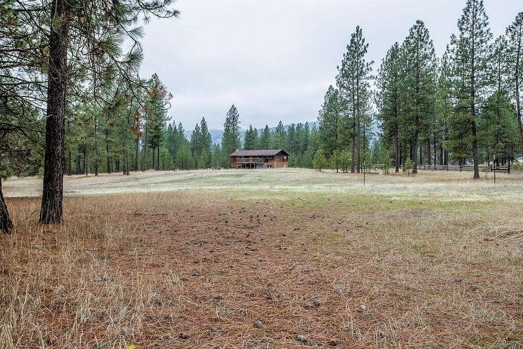 10.6 Acres of Land with Home for Sale in Evans, Washington