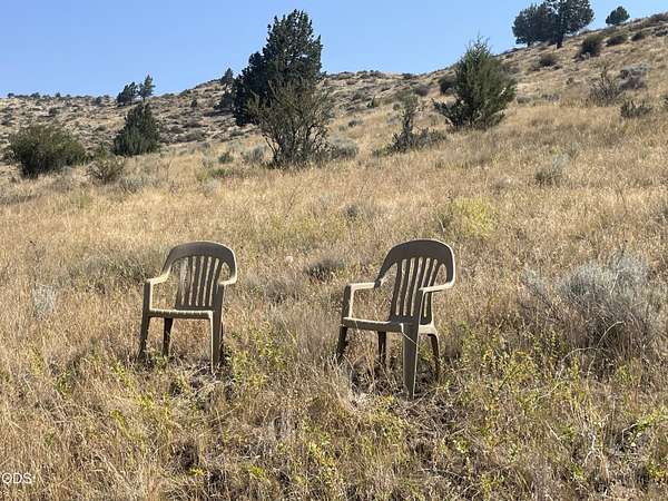 0.75 Acres of Land for Sale in Klamath Falls, Oregon