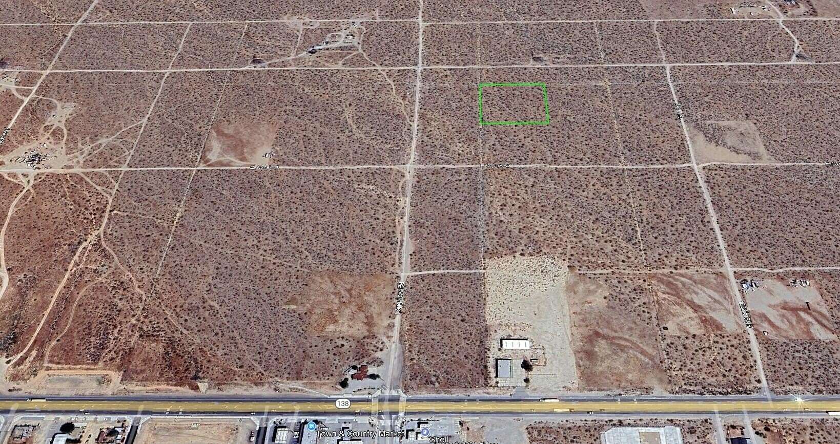 2.5 Acres of Residential Land for Sale in Pearblossom, California