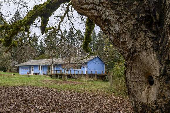 5.06 Acres of Land with Home for Sale in Sheridan, Oregon