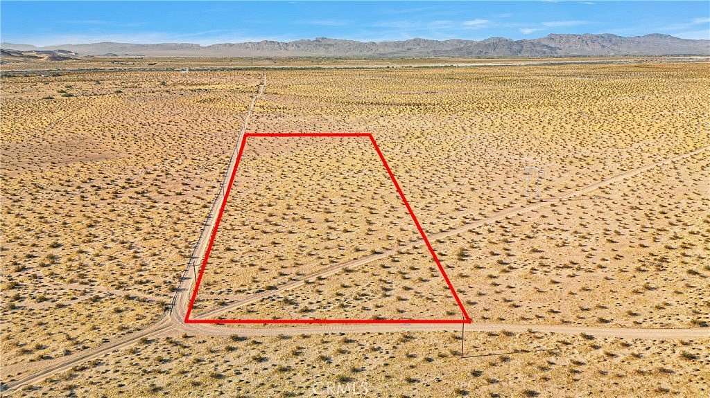 16.43 Acres of Land for Sale in Newberry Springs, California