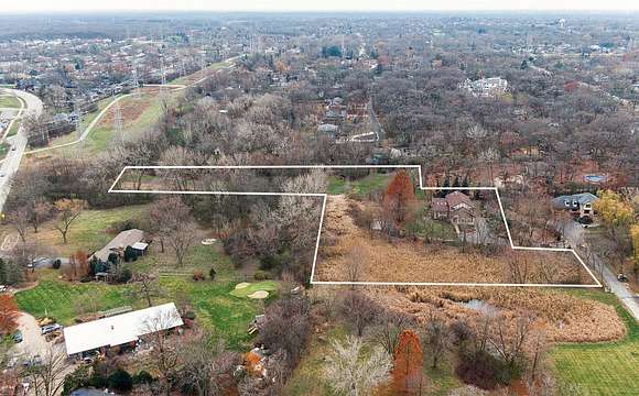 4.3 Acres of Residential Land with Home for Sale in Palos Park, Illinois