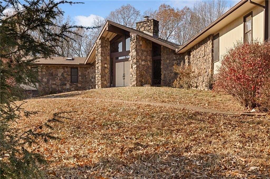 3.03 Acres of Residential Land with Home for Sale in Harrison, Arkansas