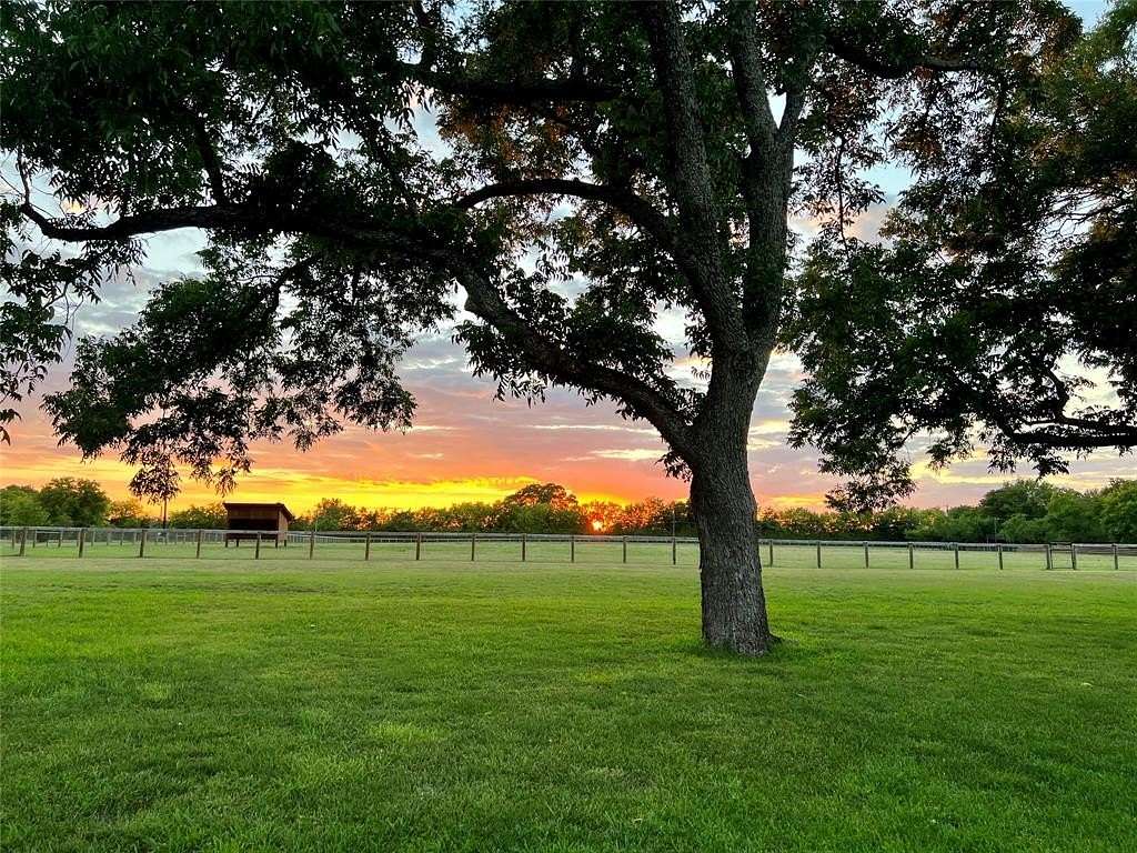 10 Acres of Land with Home for Sale in McKinney, Texas