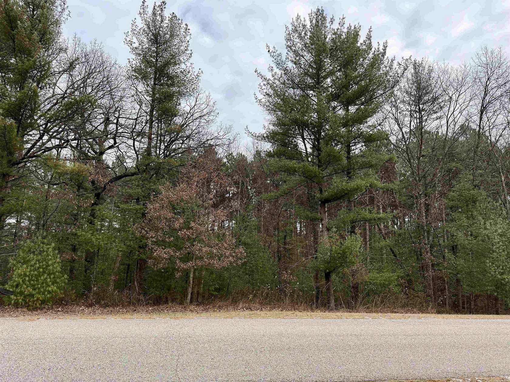 2.53 Acres of Residential Land for Sale in Lyndon Station, Wisconsin