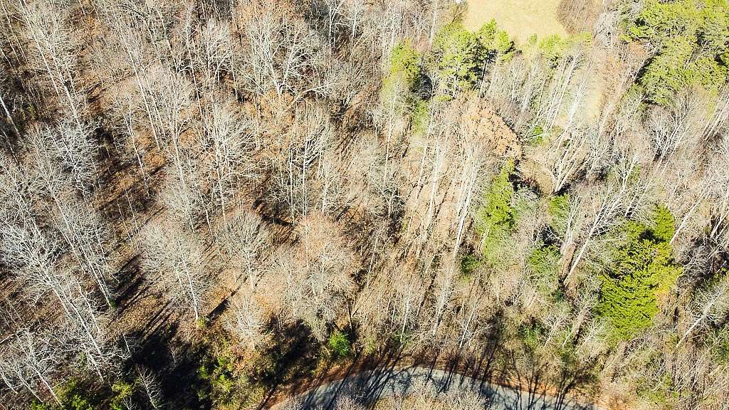 1.32 Acres of Residential Land for Sale in New Tazewell, Tennessee