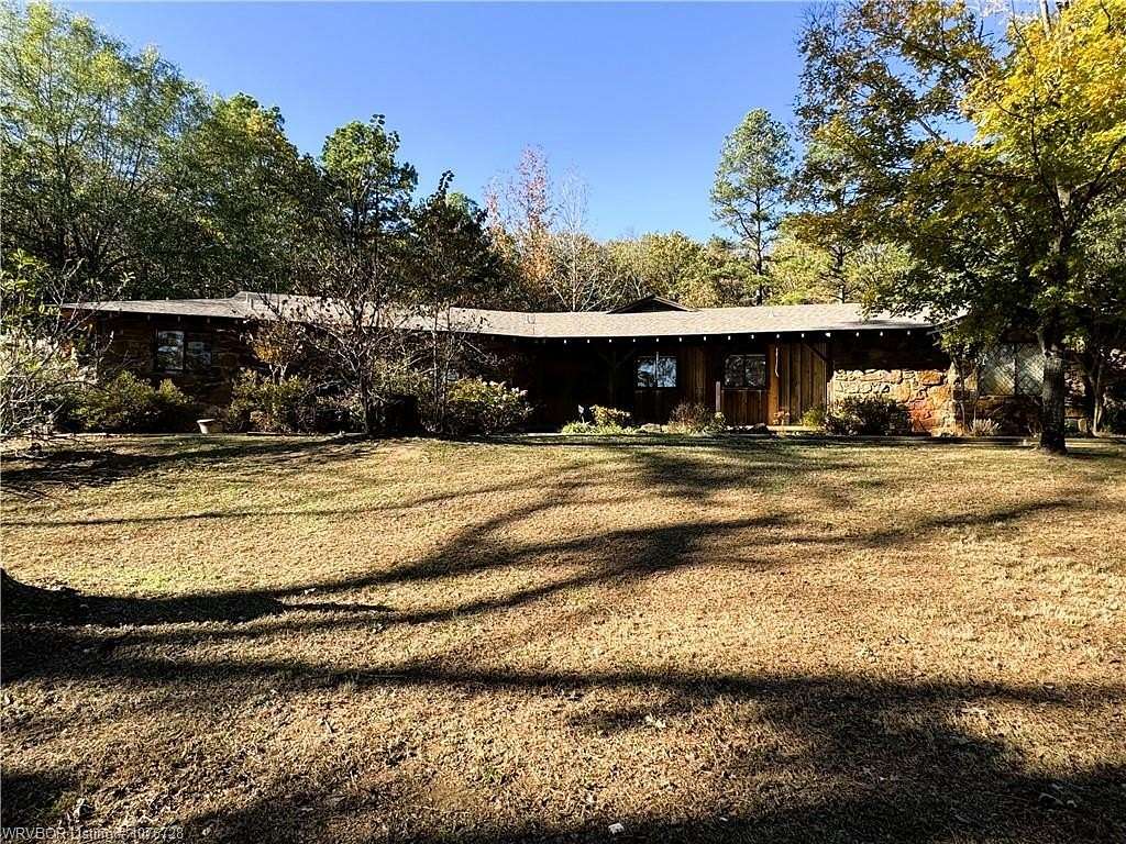 4.63 Acres of Residential Land with Home for Sale in Mansfield, Arkansas