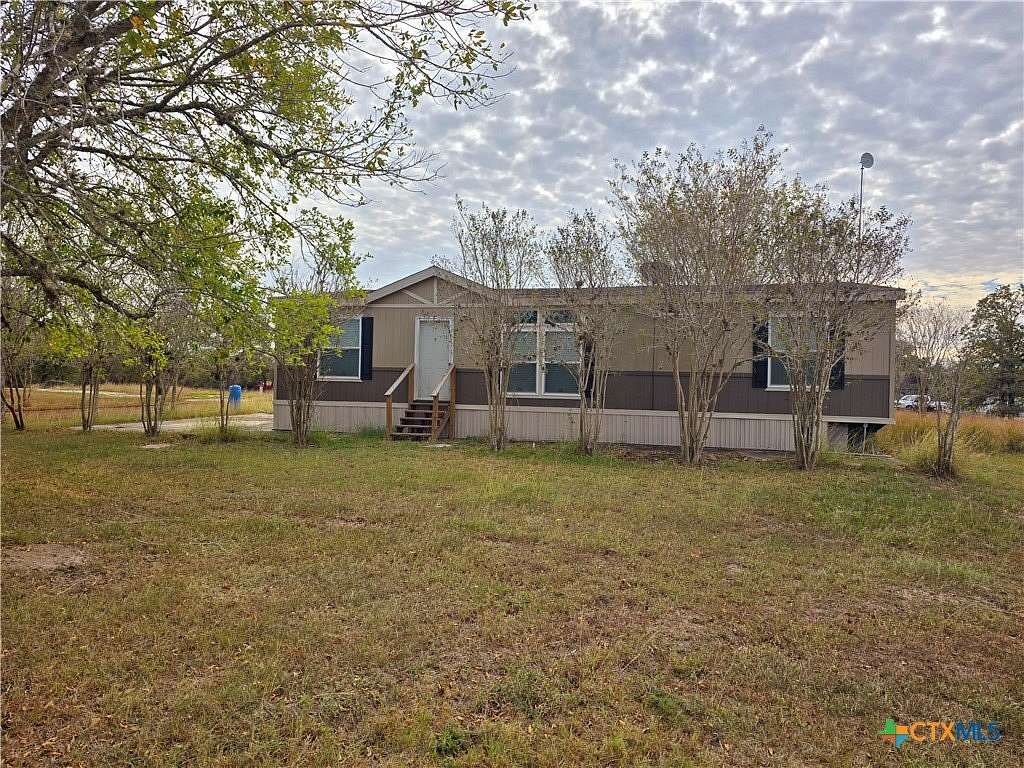 2.79 Acres of Residential Land with Home for Sale in Victoria, Texas