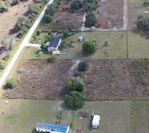 1.09 Acres of Residential Land for Sale in Clewiston, Florida