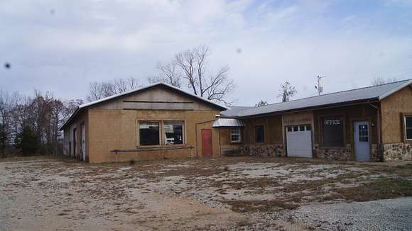 2 Acres of Improved Commercial Land for Sale in Hardy, Arkansas