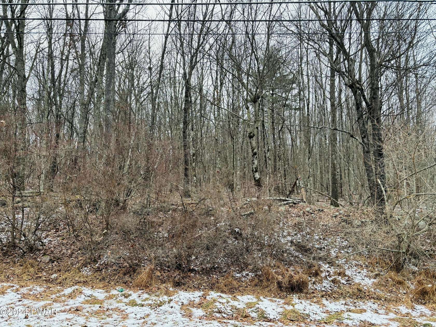 1.01 Acres of Residential Land for Sale in Hawley, Pennsylvania