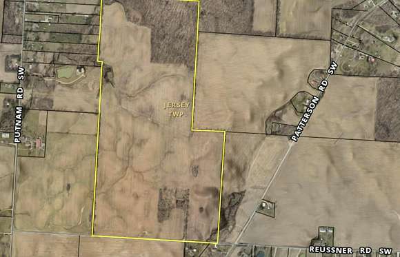 144.23 Acres of Agricultural Land for Sale in Pataskala, Ohio