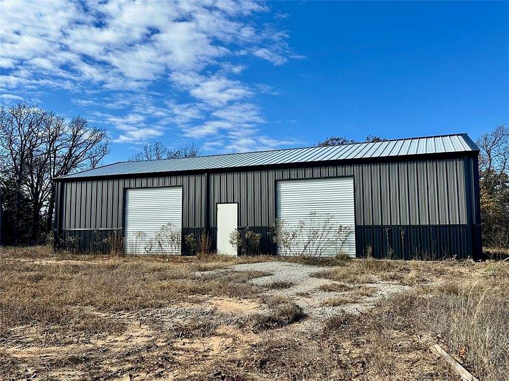 9.79 Acres of Land for Sale in Wellston, Oklahoma