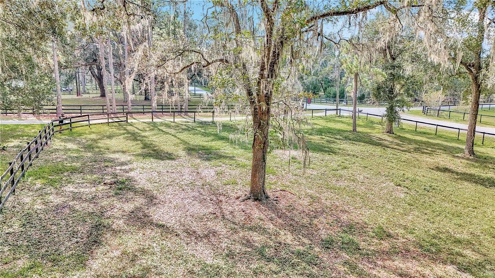 3.13 Acres of Residential Land with Home for Lease in Ocala, Florida