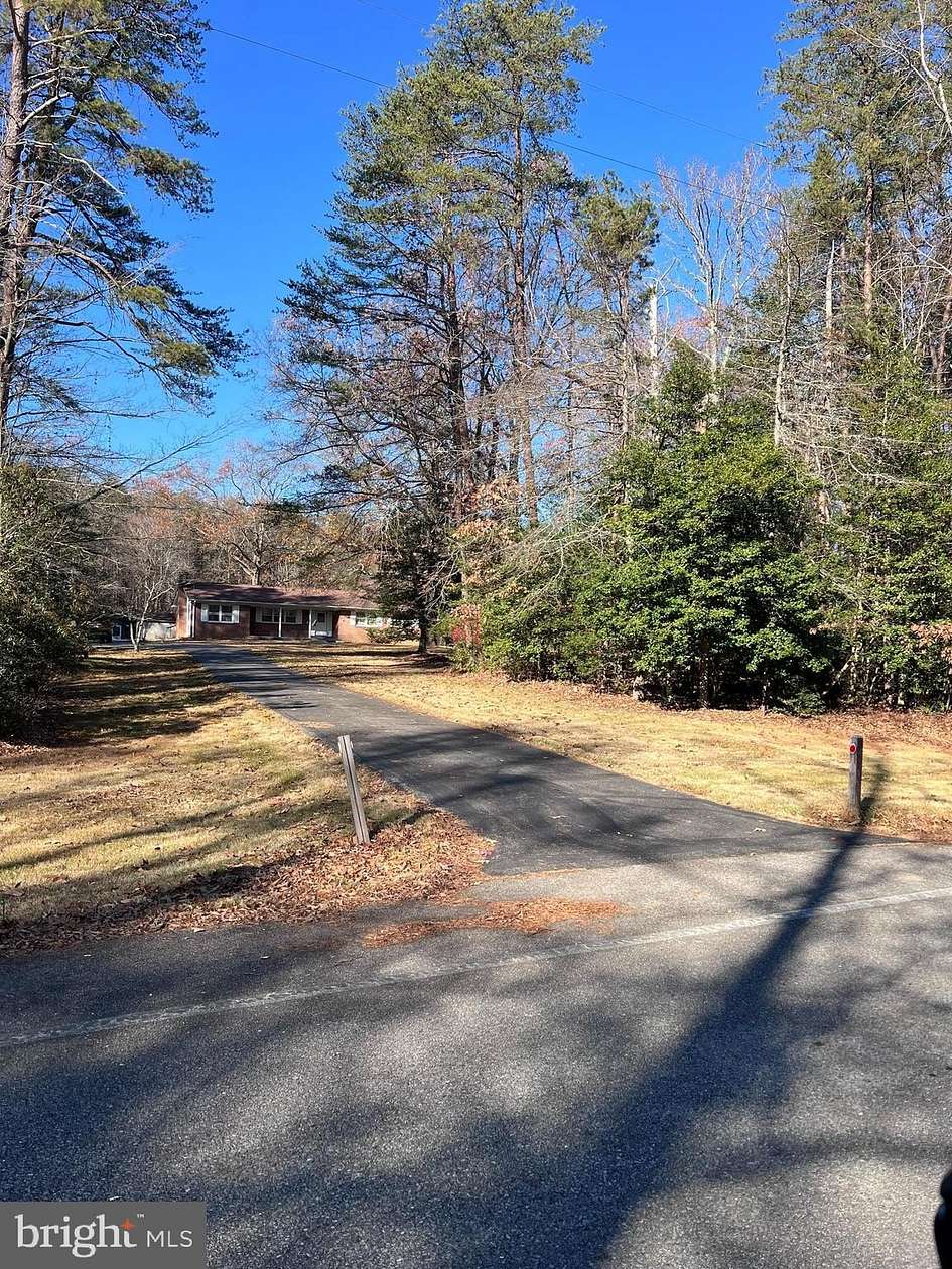 5 Acres of Residential Land with Home for Sale in Indian Head, Maryland