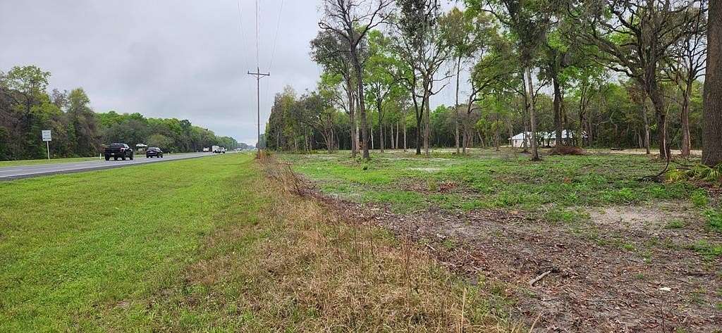 3.25 Acres of Commercial Land for Sale in Fanning Springs, Florida