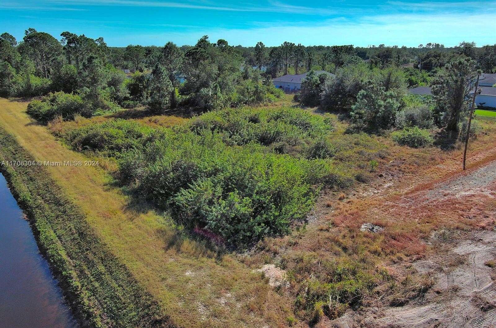 0.45 Acres of Residential Land for Sale in Lehigh Acres, Florida