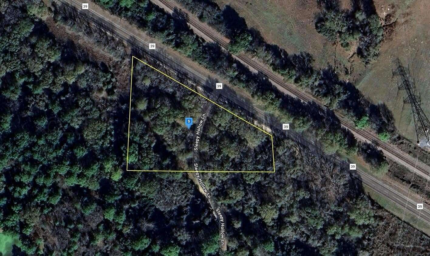 1.09 Acres of Land for Sale in Bedias, Texas