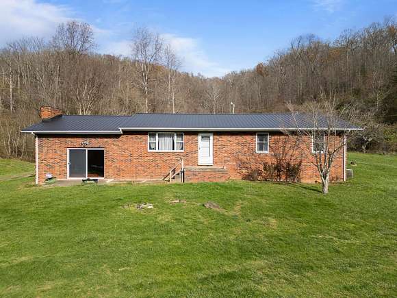 4.04 Acres of Residential Land with Home for Sale in Huntington, West Virginia