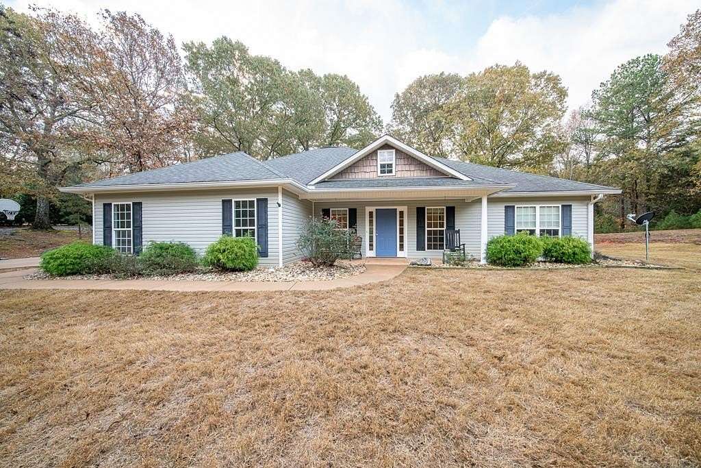 2.06 Acres of Residential Land with Home for Sale in Hamilton, Georgia