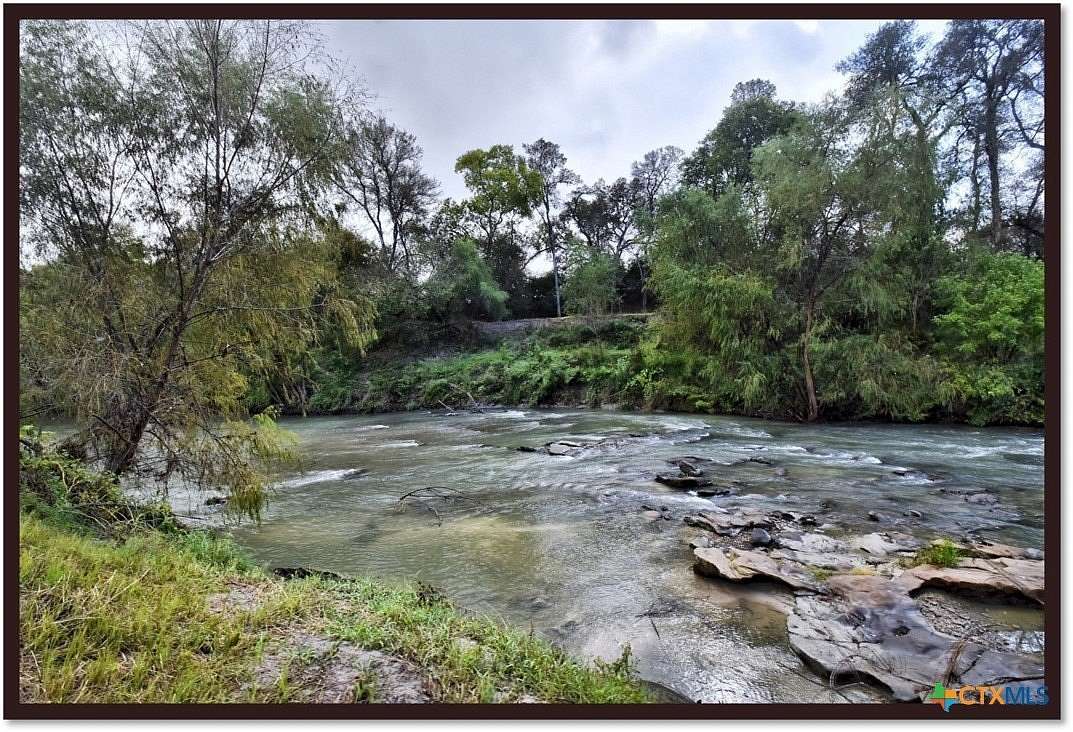 397 Acres of Agricultural Land with Home for Sale in Runge, Texas