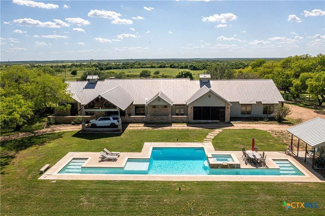 397 Acres of Land with Home for Sale in Runge, Texas