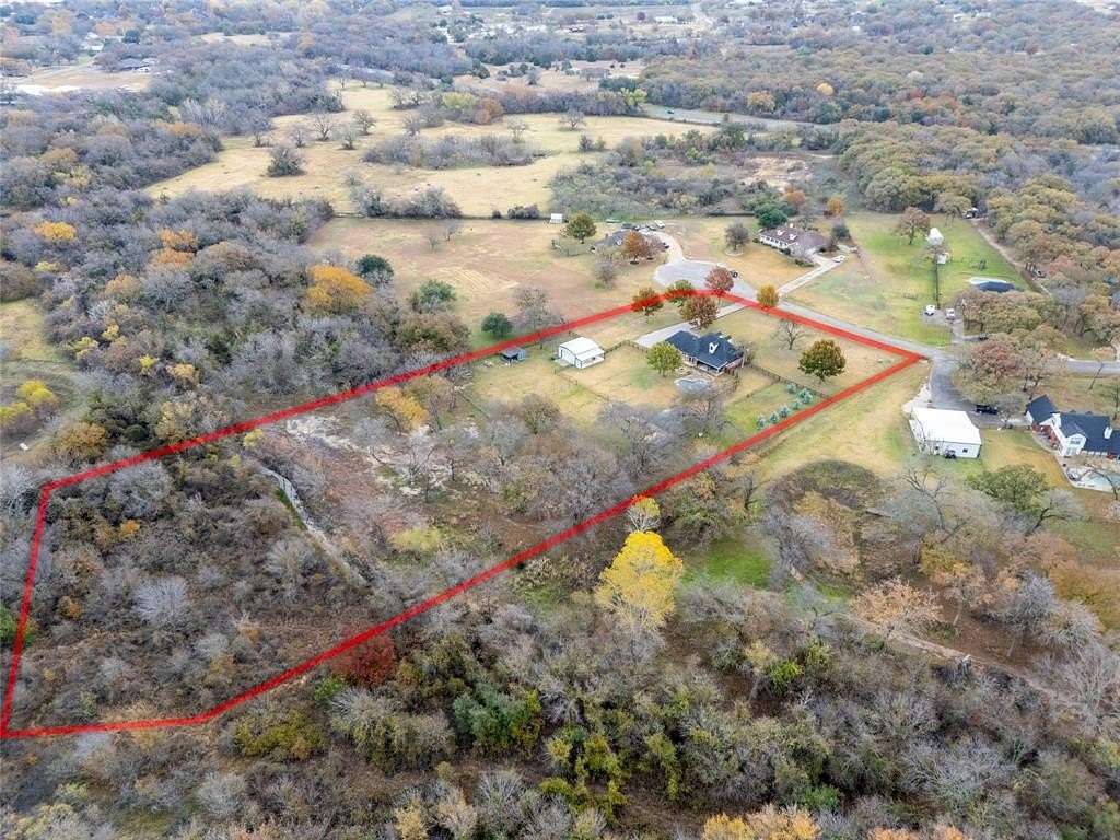 5.072 Acres of Residential Land with Home for Sale in Springtown, Texas