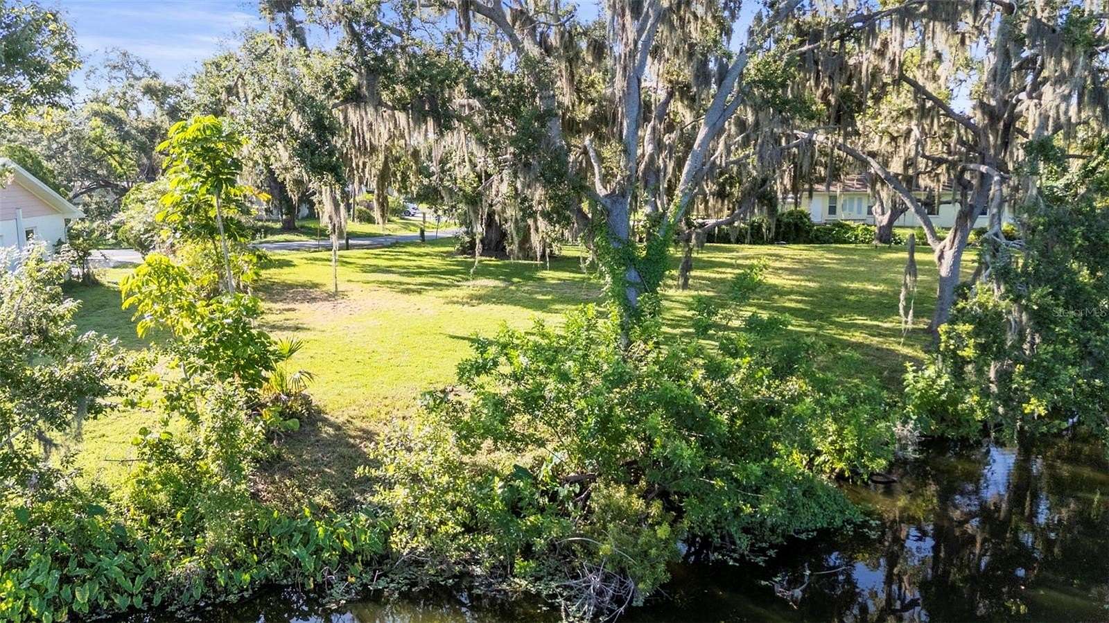 0.27 Acres of Residential Land for Sale in Sarasota, Florida