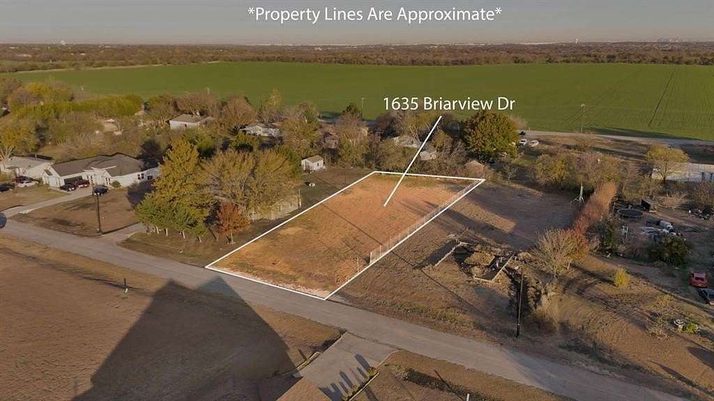 0.402 Acres of Land for Sale in Lancaster, Texas