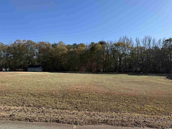 0.8 Acres of Residential Land for Sale in Wellford, South Carolina