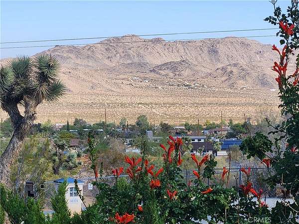 2.27 Acres of Residential Land with Home for Sale in Joshua Tree, California