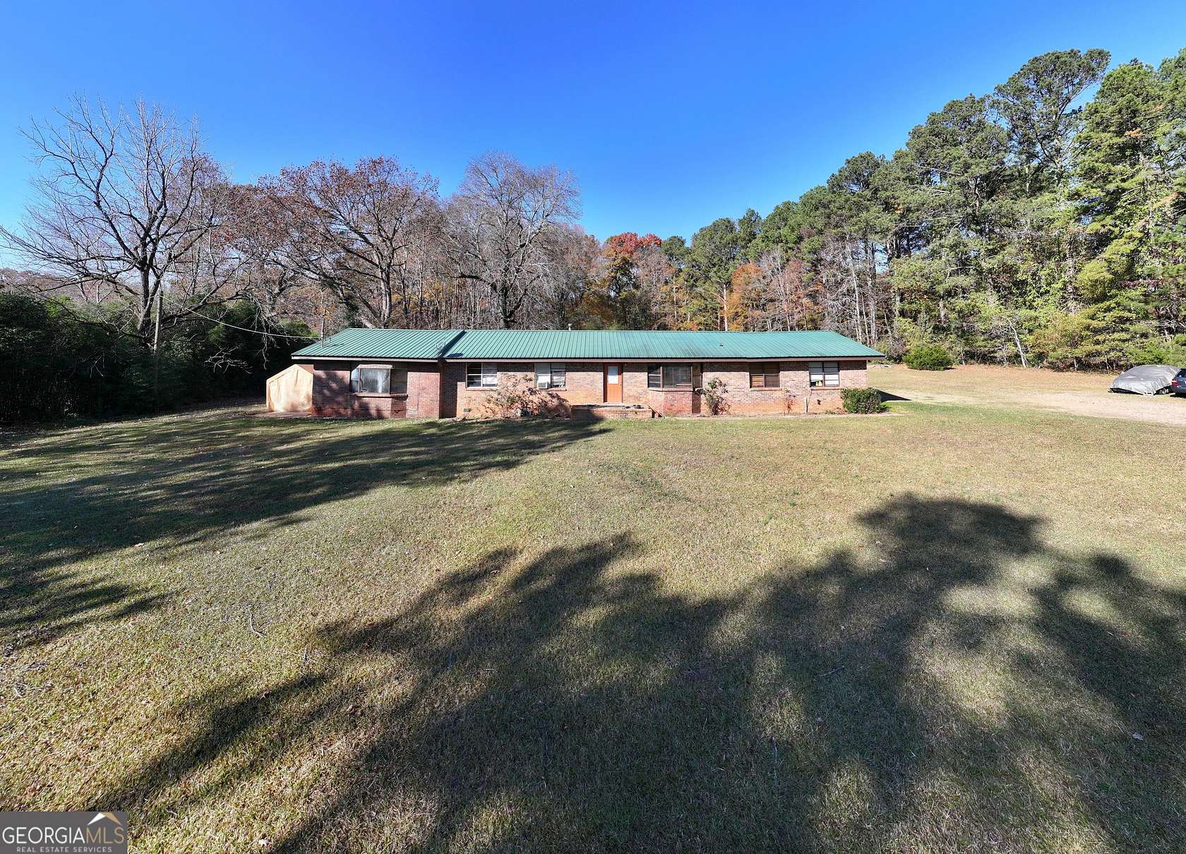 11.2 Acres of Land with Home for Sale in Fayetteville, Georgia