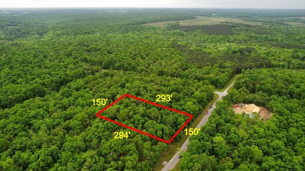 1 Acre of Residential Land for Sale in Monterey, Tennessee