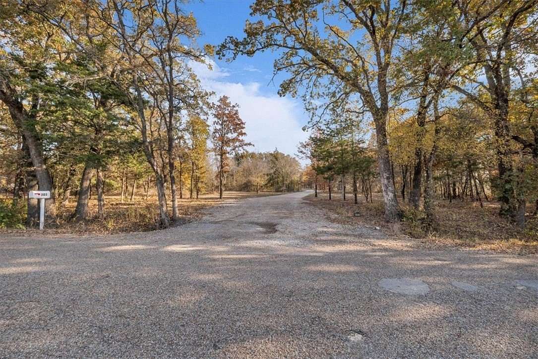 6.99 Acres of Land for Sale in Axtell, Texas