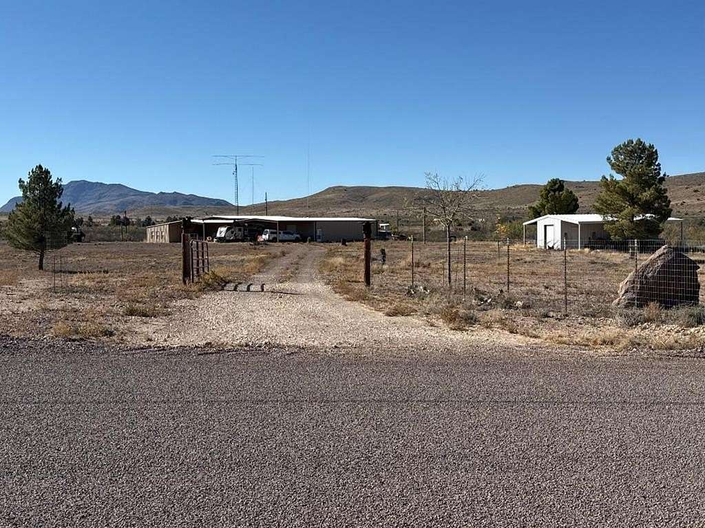 4 Acres of Residential Land with Home for Sale in Fort Davis, Texas