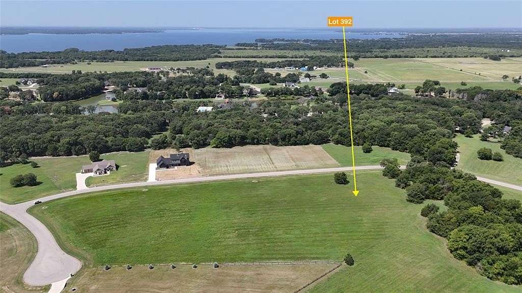 1 Acre of Land for Sale in Corsicana, Texas