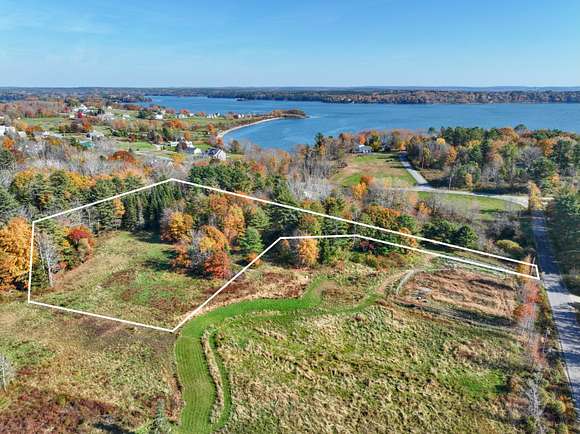 2.65 Acres of Residential Land for Sale in Harpswell Town, Maine