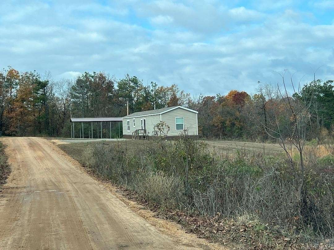 9.5 Acres of Residential Land with Home for Sale in Star City, Arkansas