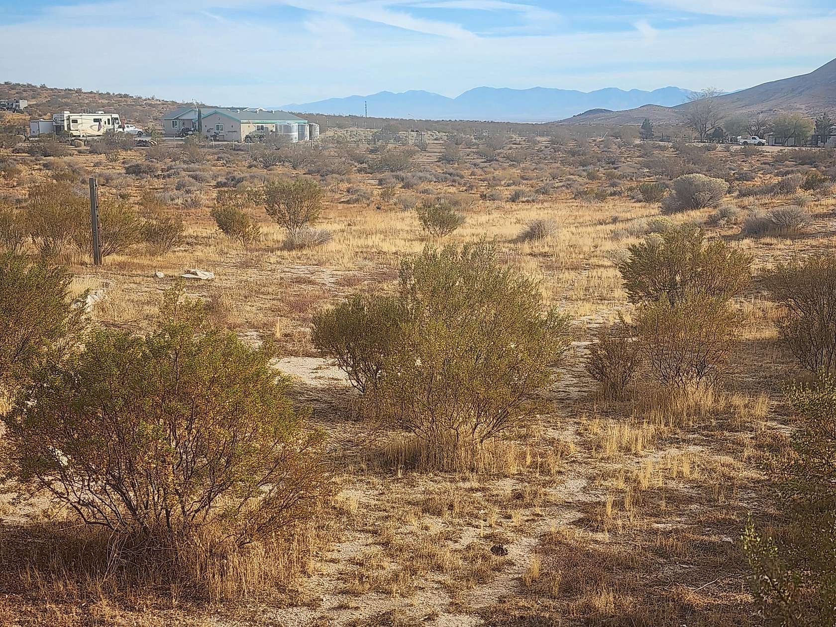 5.172 Acres of Land for Sale in Rosamond, California