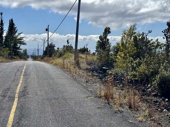 1.001 Acres of Land for Sale in Hawaiian Ocean View, Hawaii