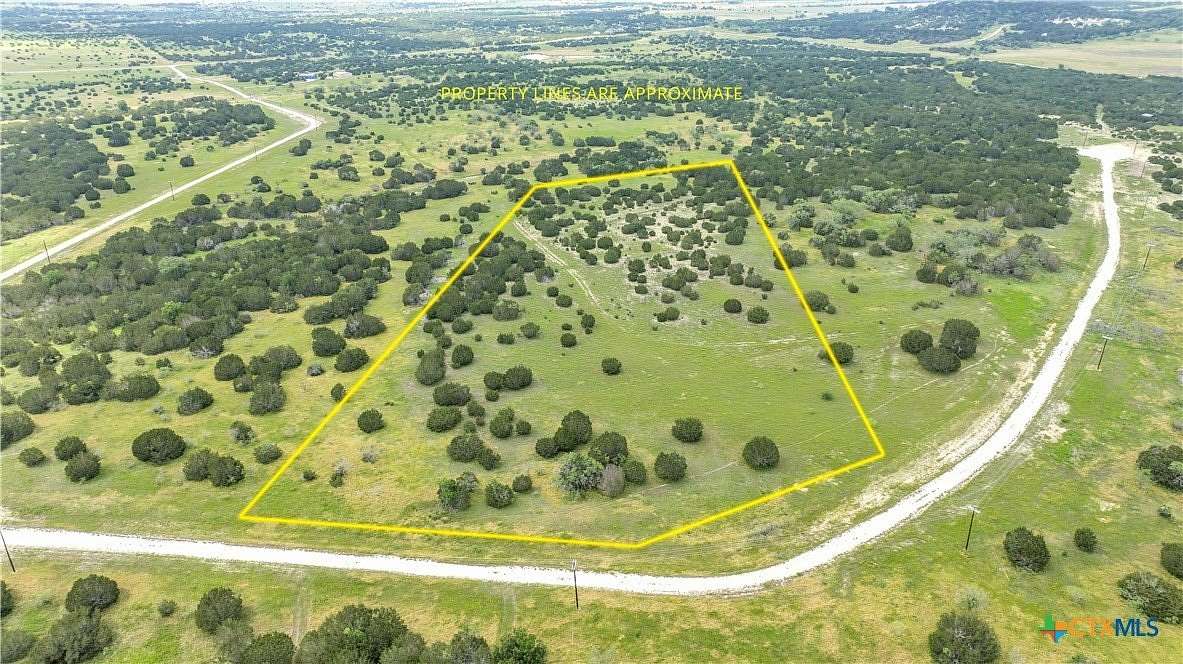 10.01 Acres of Land for Sale in Jonesboro, Texas