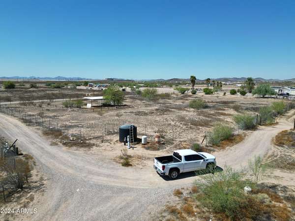 2 Acres of Residential Land for Sale in Tonopah, Arizona