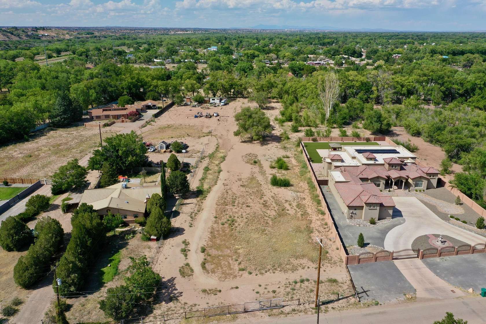 1.27 Acres of Residential Land for Sale in Albuquerque, New Mexico